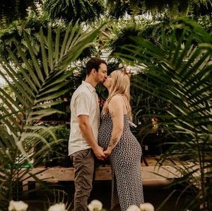 Meet your Posher, Holly